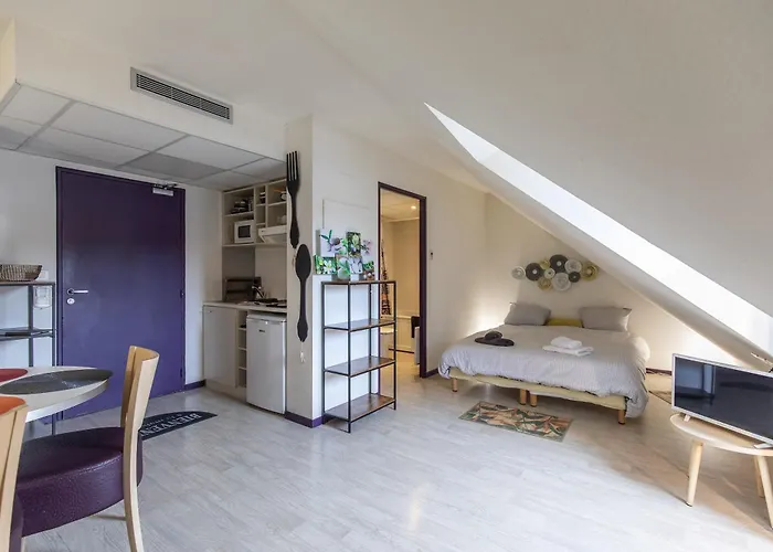 Tithome 3 - Grand Bus Gare Centre Sanctuaire